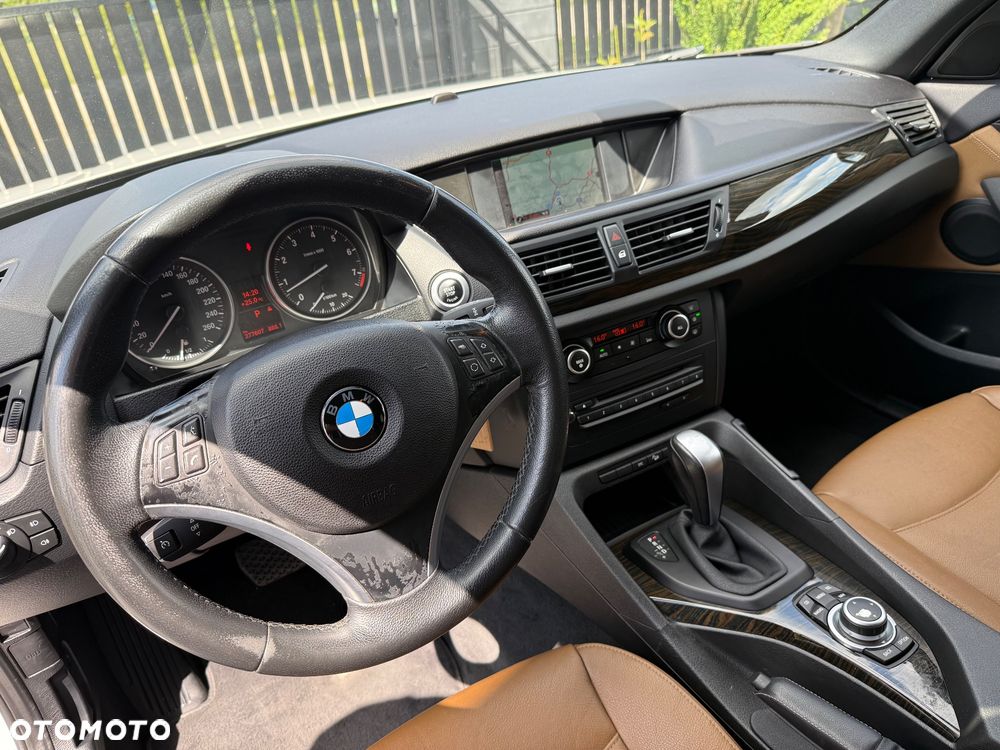 BMW iX1 - 13