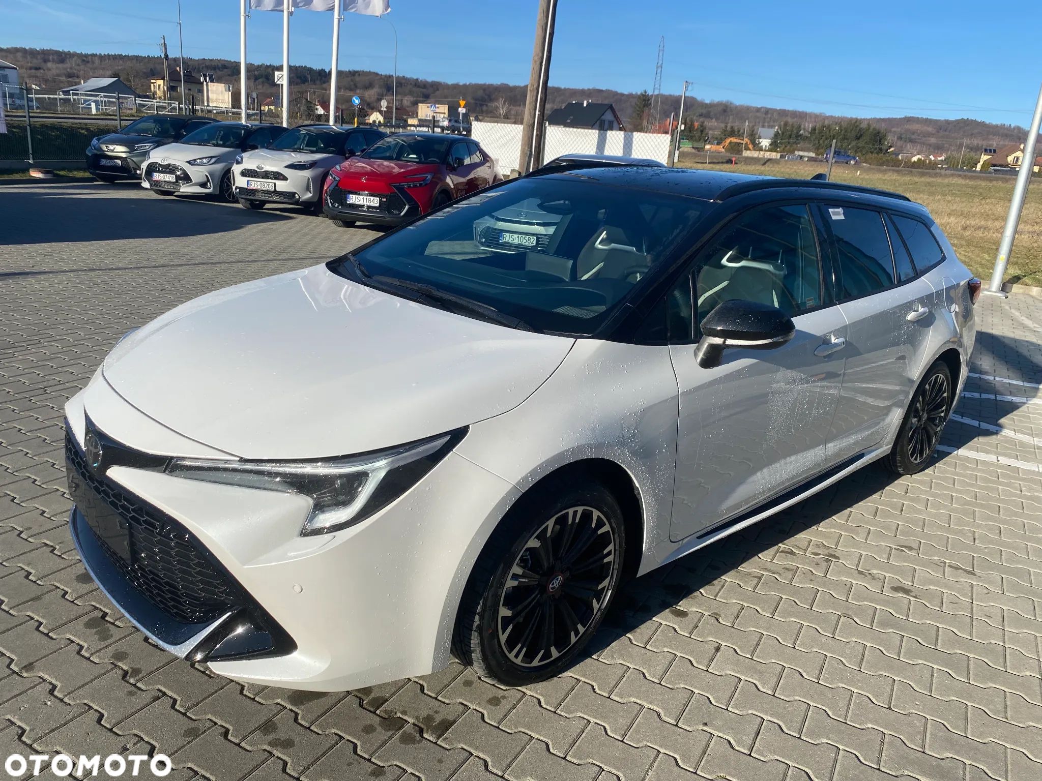 Toyota Corolla 2.0 Hybrid GR Sport - 1