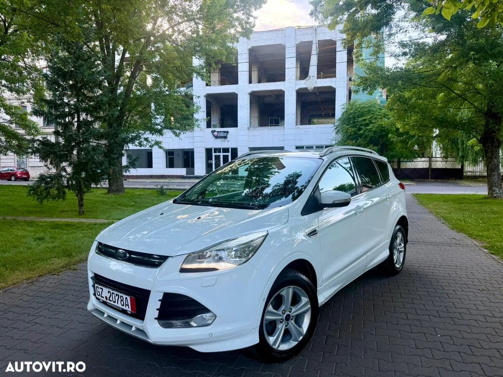 Ford Kuga 2.0 TDCi 4WD Powershift ST-Line - 1