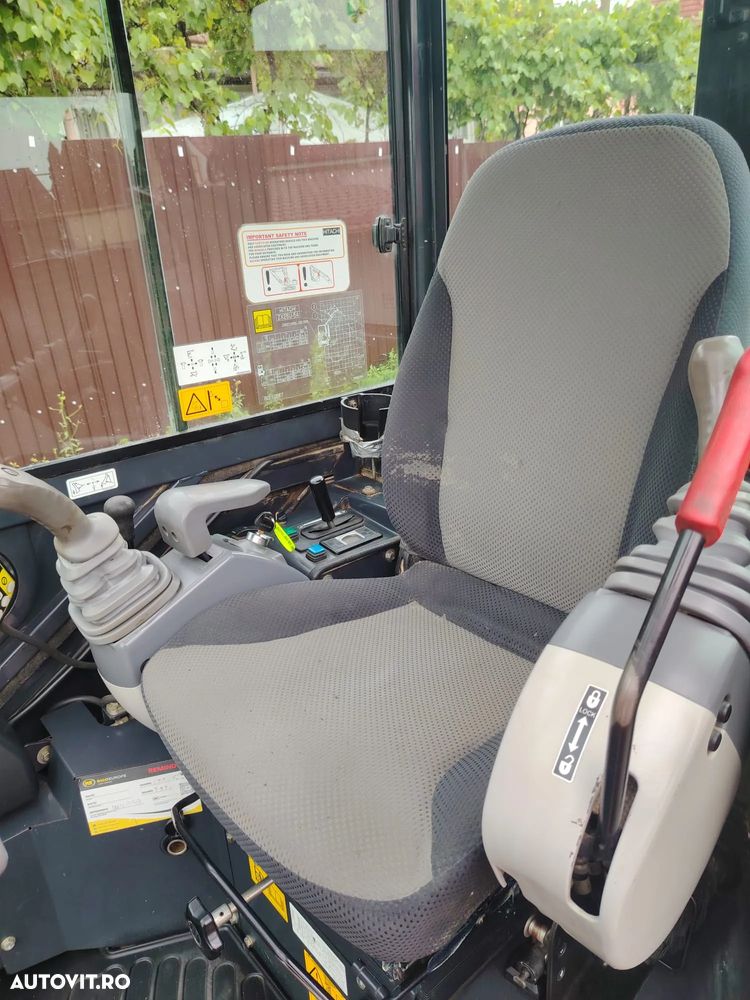 Hitachi ZX26 - 3