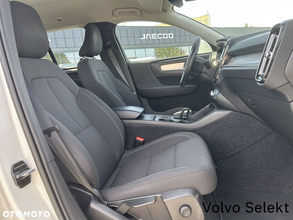 Volvo XC 40 - 22