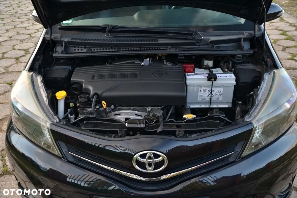 Toyota Yaris 1.33 VVT-i Executive - 35