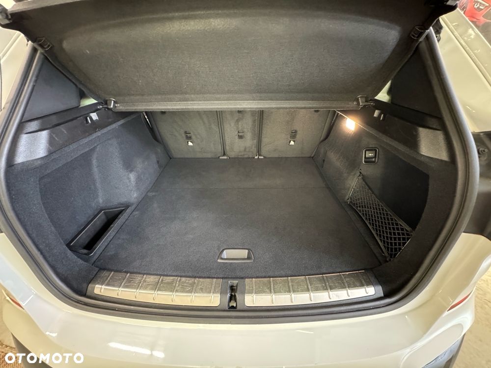 BMW X1 sDrive18i M Sport - 6