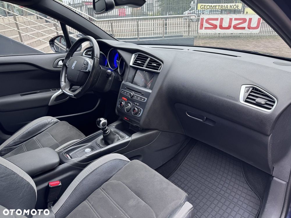 DS Automobiles DS 4 - 22