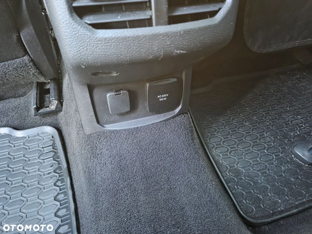 Ford Mondeo - 31