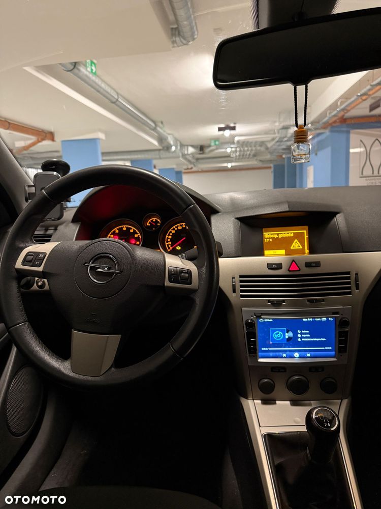 Opel Astra - 10