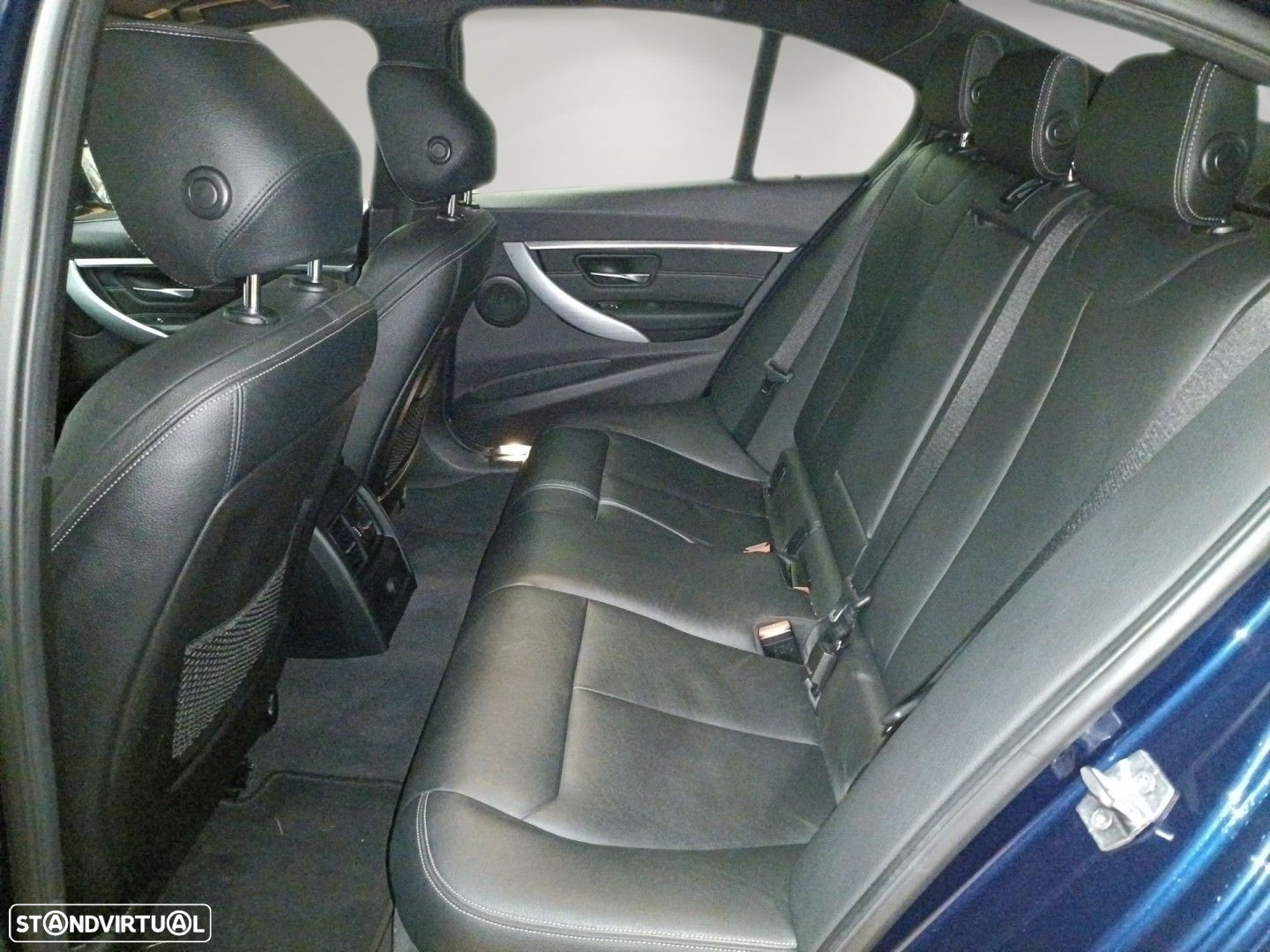 BMW 330 e iPerformance Line Sport - 11