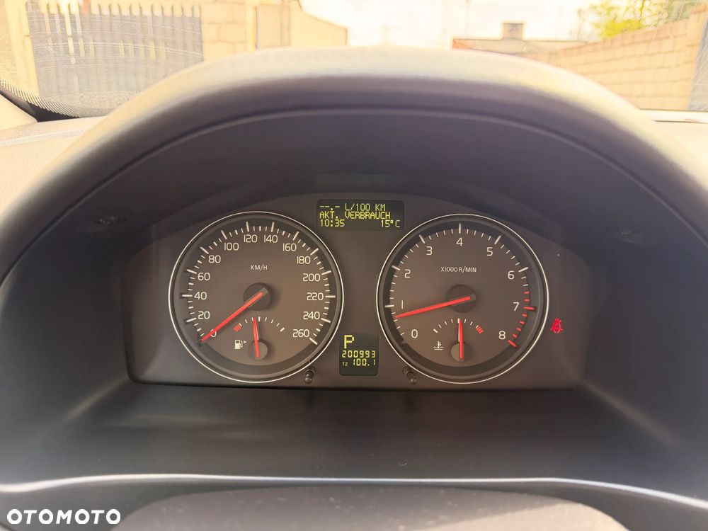 Volvo C70 2.4i Momentum - 19