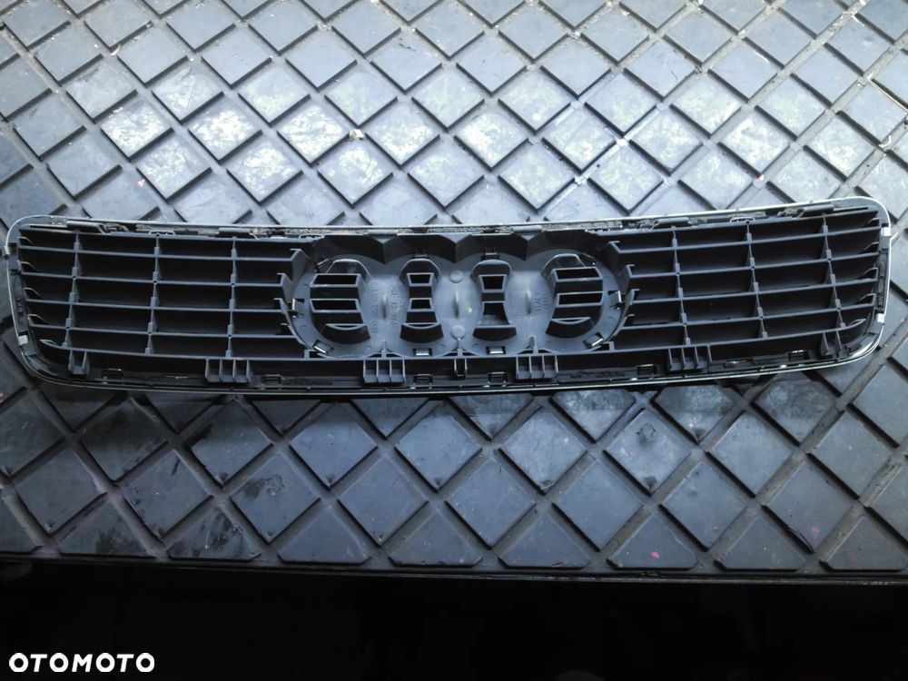 ATRAPA GRILL 8D0853651J AUDI A4 B5 - 2