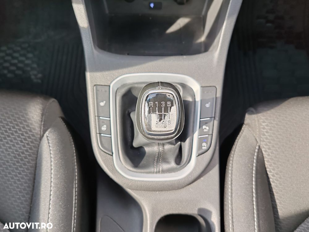 Hyundai i30 1.4 T-GDi 140CP 5DR Exclusive - 16