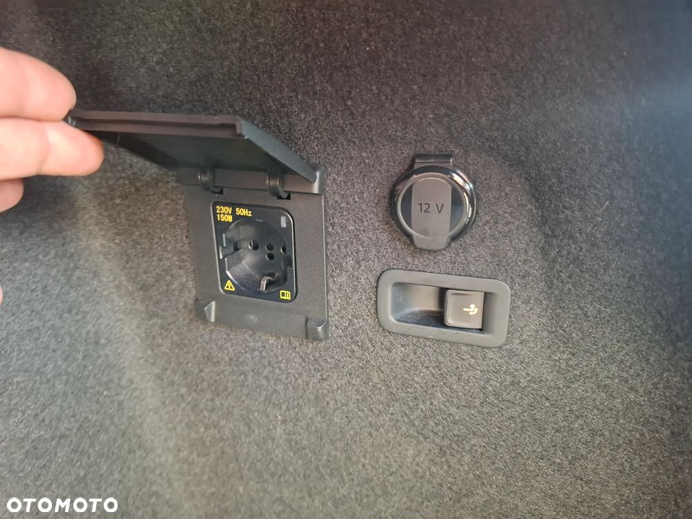 Volkswagen Golf 2.0 TDI SCR DSG R-Line - 35