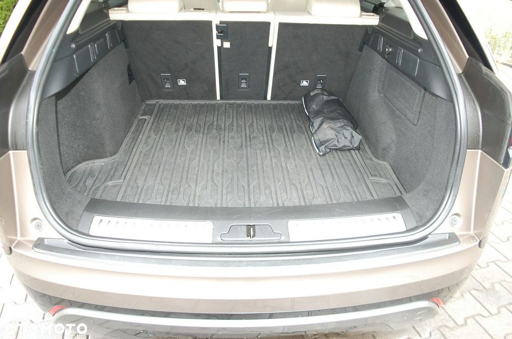 Land Rover Range Rover Velar - 28