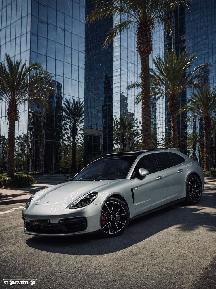 Porsche Panamera Sport Turismo 4S E-Hybrid - 2