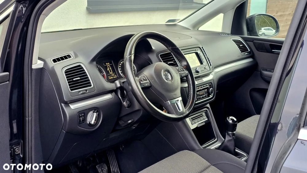 Volkswagen Sharan 2.0 TDI DPF BlueMotion Comfortline - 18