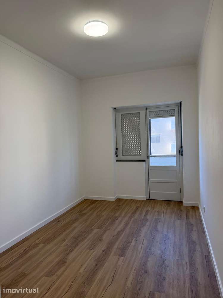 Apartamento T3 com 2 varandas em Montijo - Grande imagem: 3/21