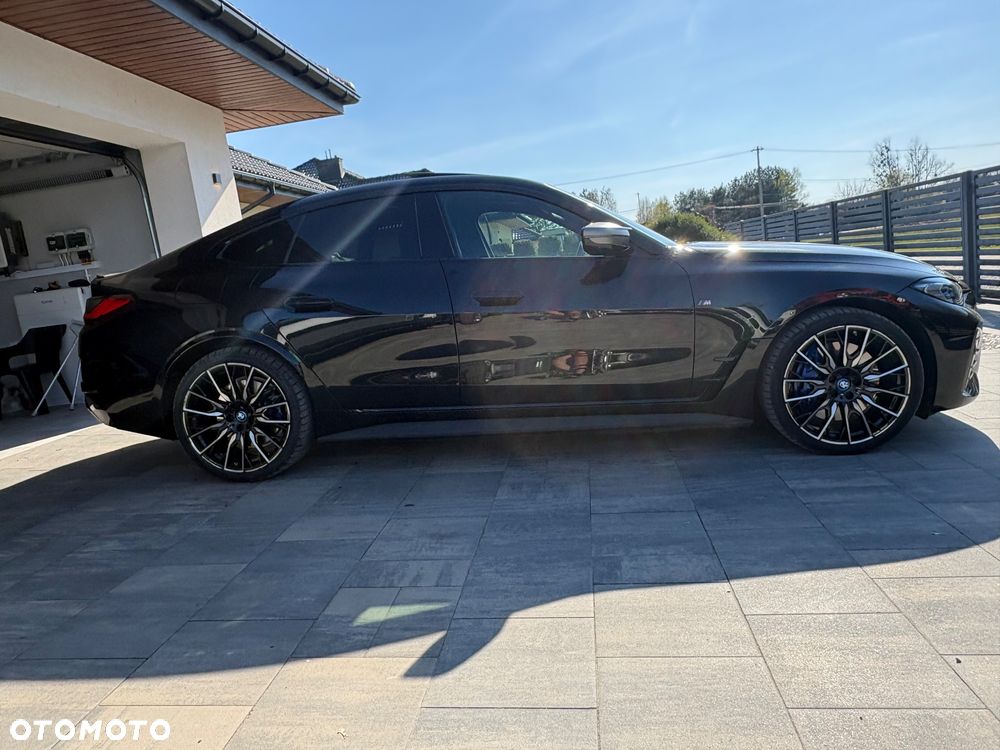 BMW i4 70.3kWh eDrive 35 M Sport Edition - 4