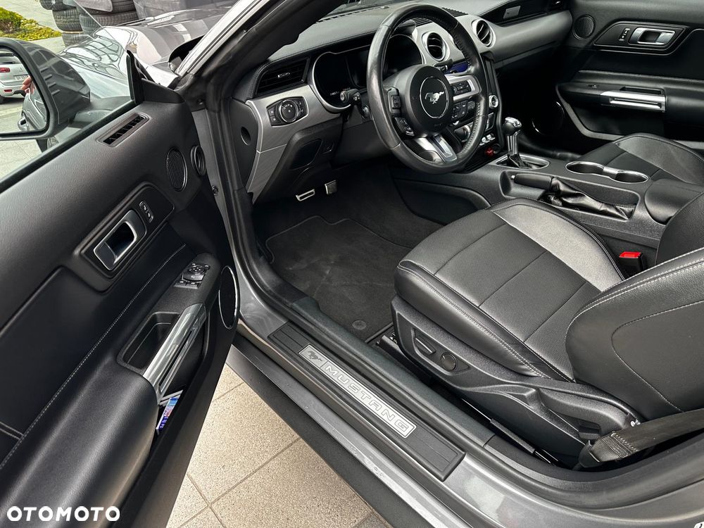 Ford Mustang 5.0 V8 GT - 17