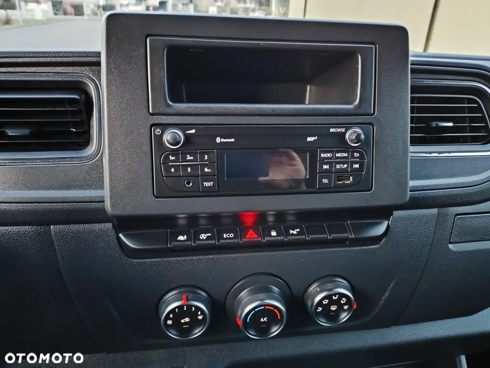 Renault Master - 15