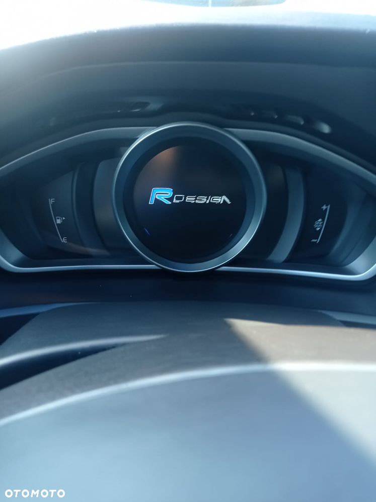 Volvo V40 D2 Kinetic - 22