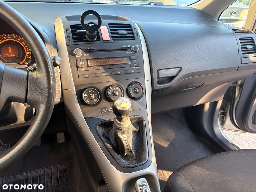 Toyota Auris 1.4 D-4D Luna - 10
