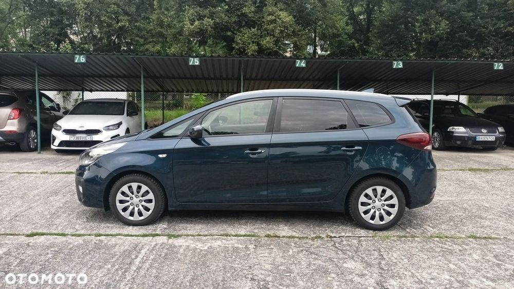 Kia Carens 1.7 CRDi L 7os - 19