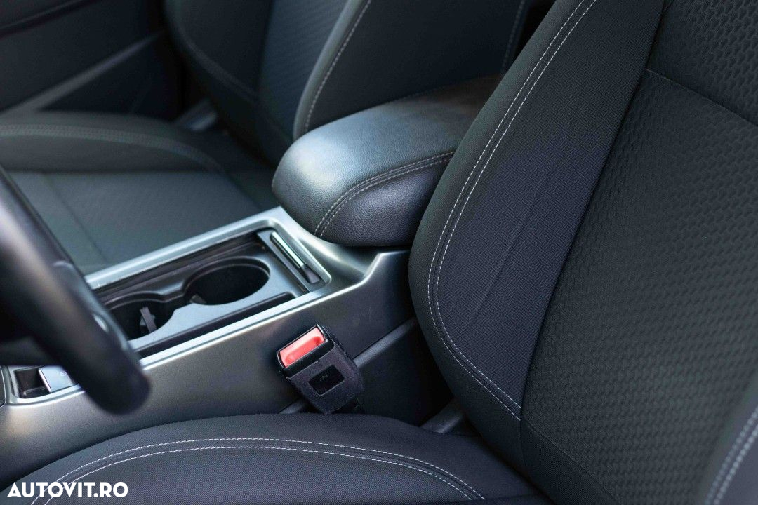 Ford Kuga 1.5 TDCi 2WD Trend - 19