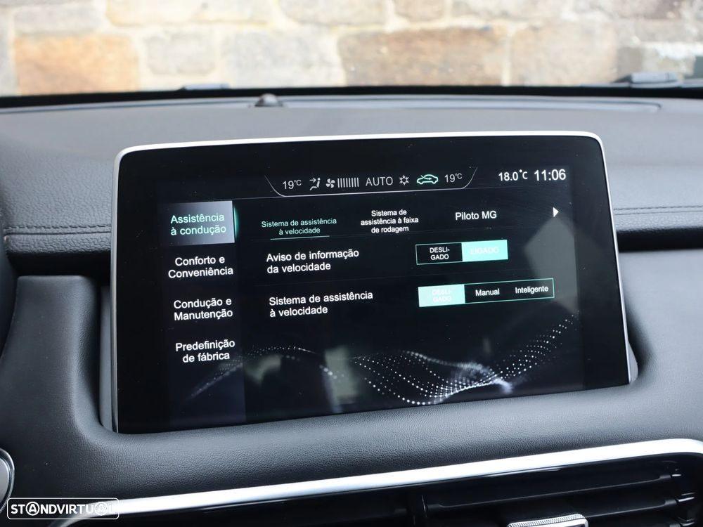 MG EHS 1.5T-GDI Luxury - 23