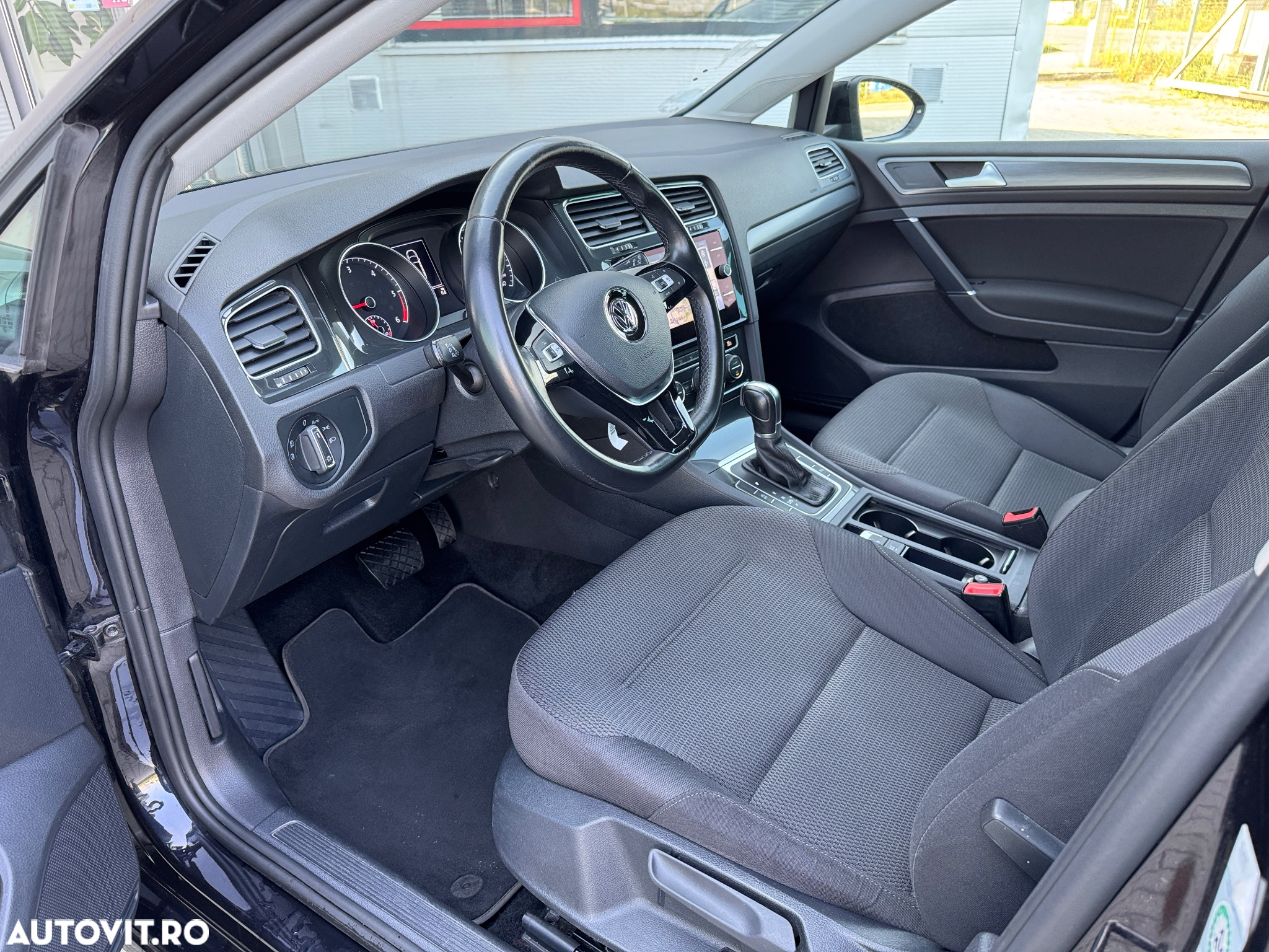 Volkswagen Golf 2.0 TDI DSG Style - 20