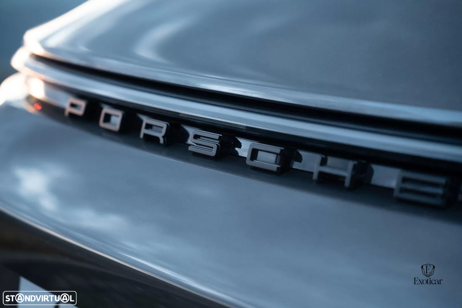 Porsche 911 (992) GT3 Touring Package PDK - 16