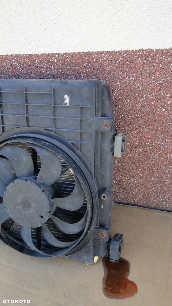 VW POLO 9N OKULAR FOX FABIA IBIZA CHŁODNICA WODY WENTYLATORY OBUDOWA - 8