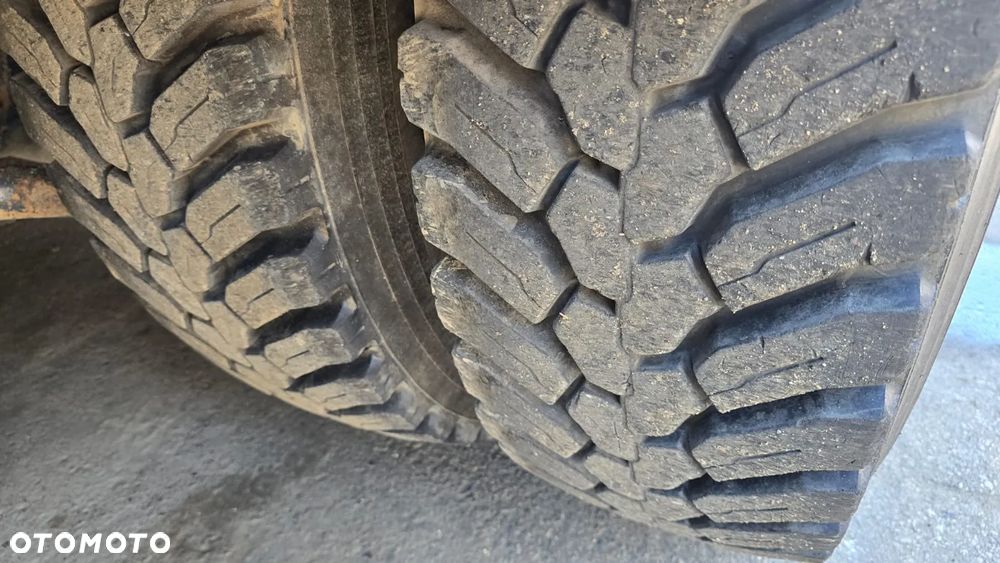 Iveco Trakker 410 8x4 - 17