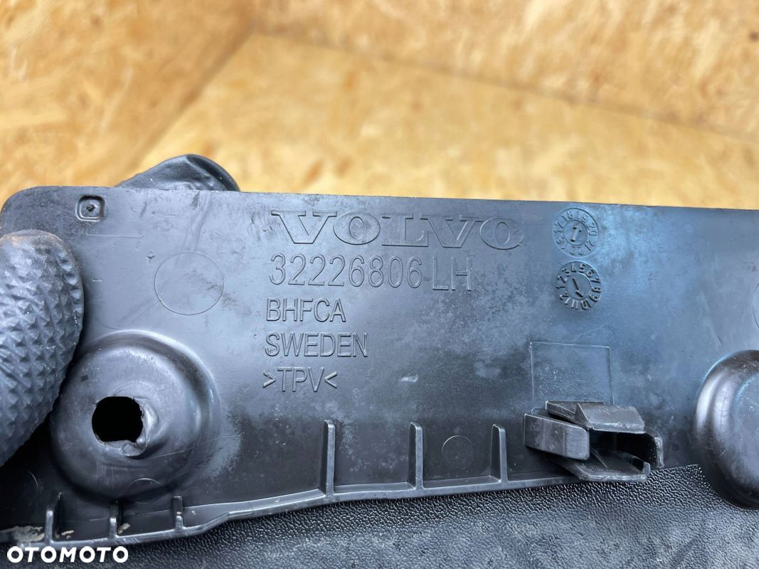 CHLAPACZ OSŁONA NADKOLA PRZÓD LEWA VOLVO XC40 32226806 2017- - 9