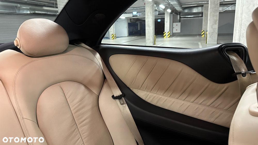 Mercedes-Benz CLK 350 Avantgarde - 31