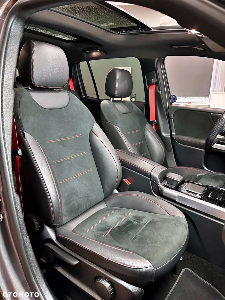 Mercedes-Benz GLB AMG 35 4-Matic - 19