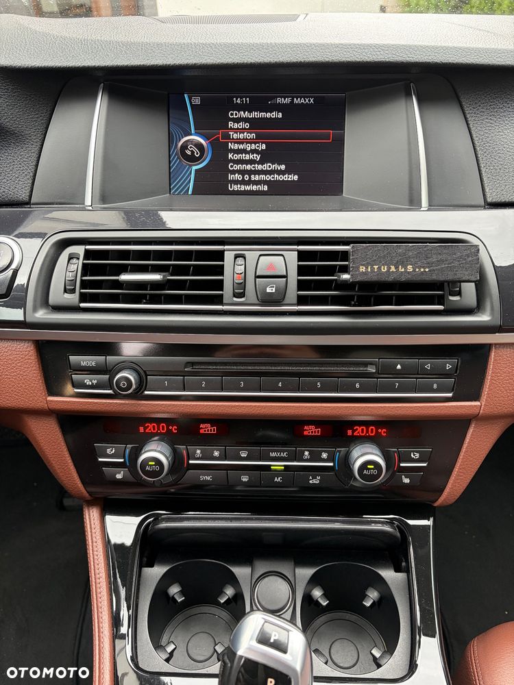 BMW Seria 5 520d Luxury Line - 26