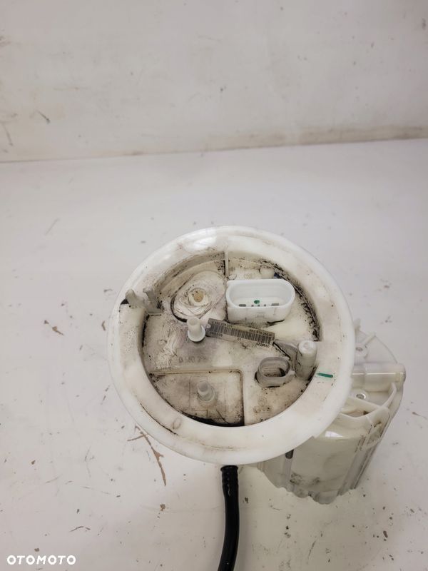 POMPA PALIWA AUDI A4 B8 A5 2.0 TDI 8K0919050H - 3