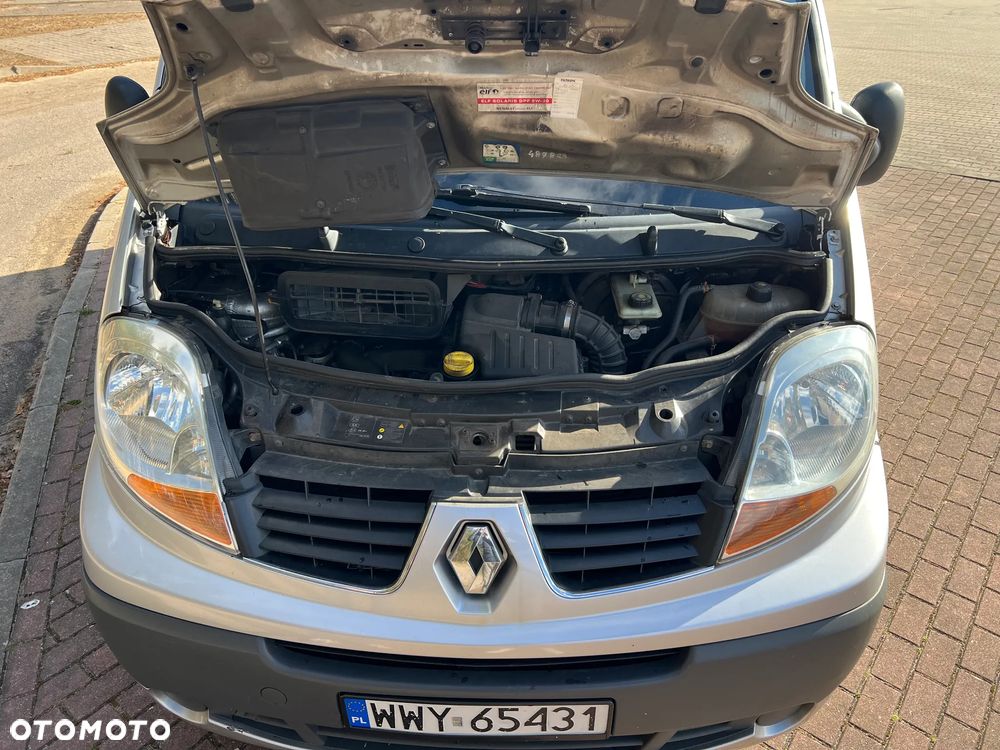 Renault Trafic - 22