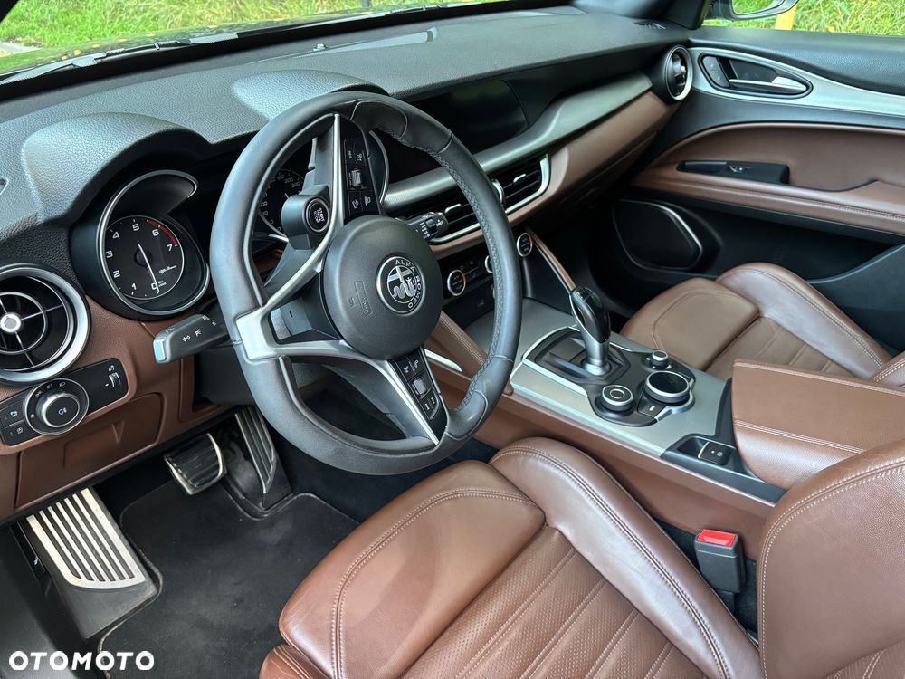 Alfa Romeo Stelvio 2.0 Turbo Executive Q4 - 9