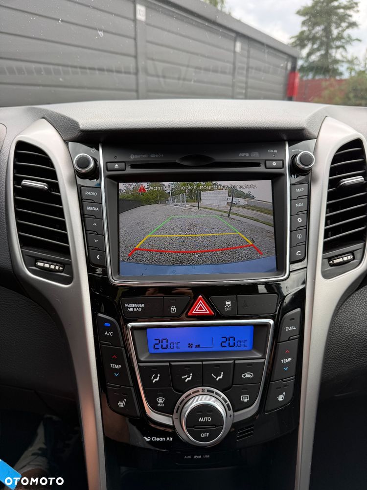 Hyundai i30 blue 1.6 GDI Passion - 28