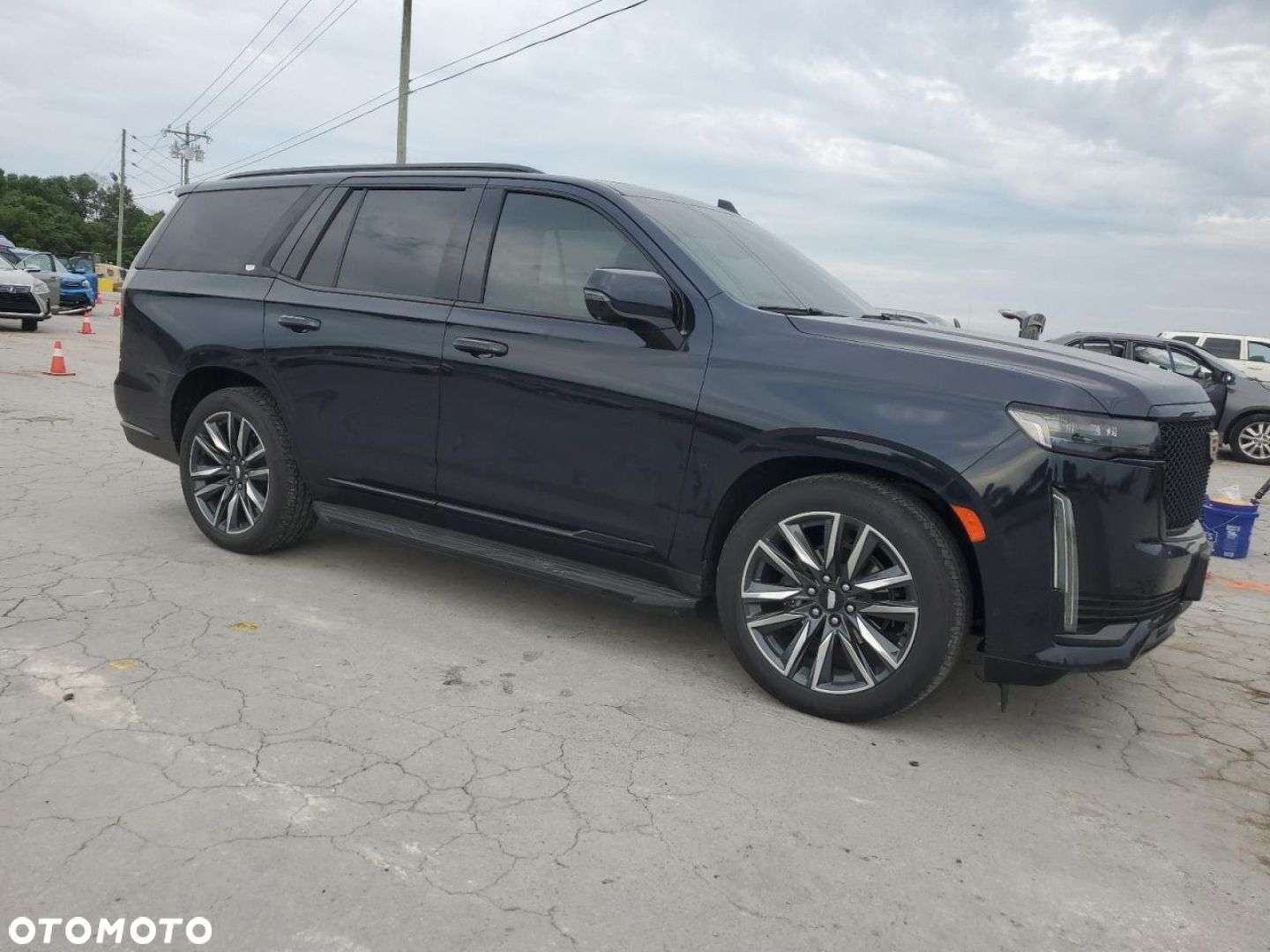 Cadillac Escalade - 6