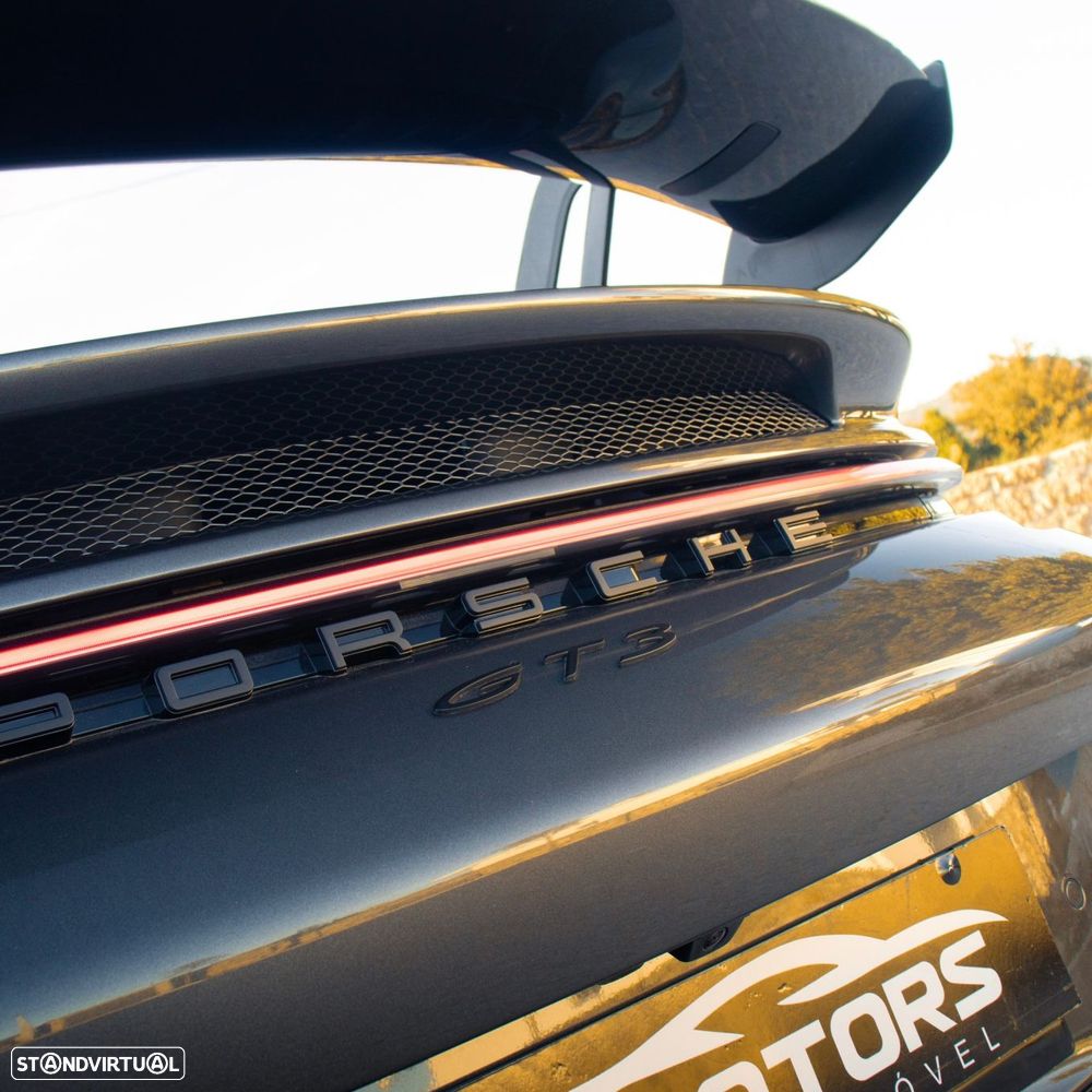 Porsche 911 (992) GT3 PDK - 15