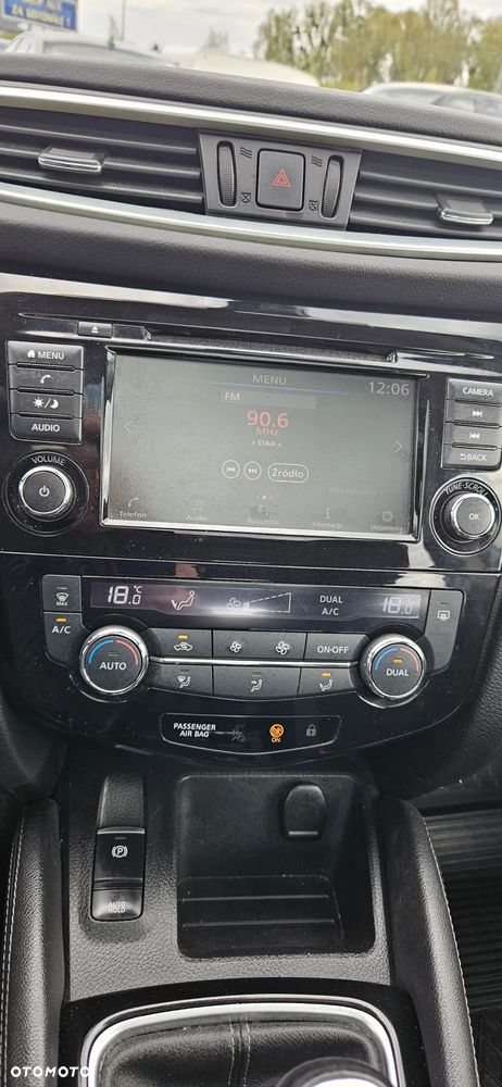 Nissan Qashqai 1.3 DIG-T SHIRO - 11