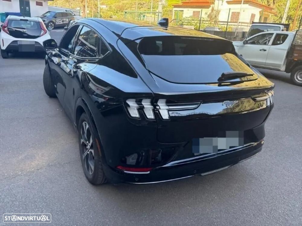 Ford Mustang Mach-E Premium AWD - 12