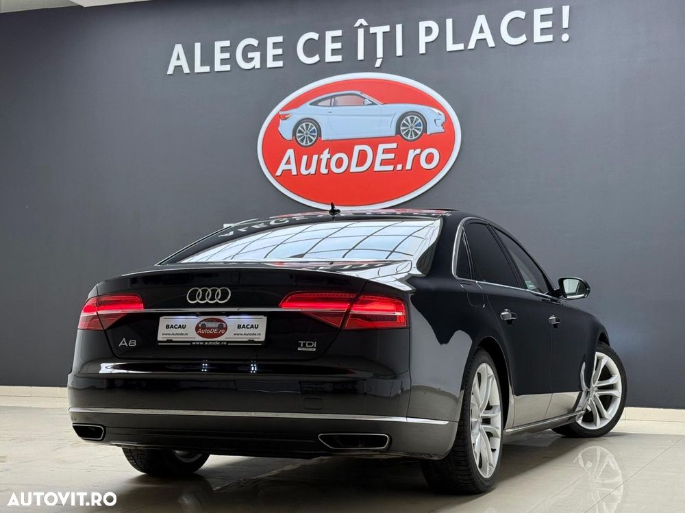 Audi A8 - 4
