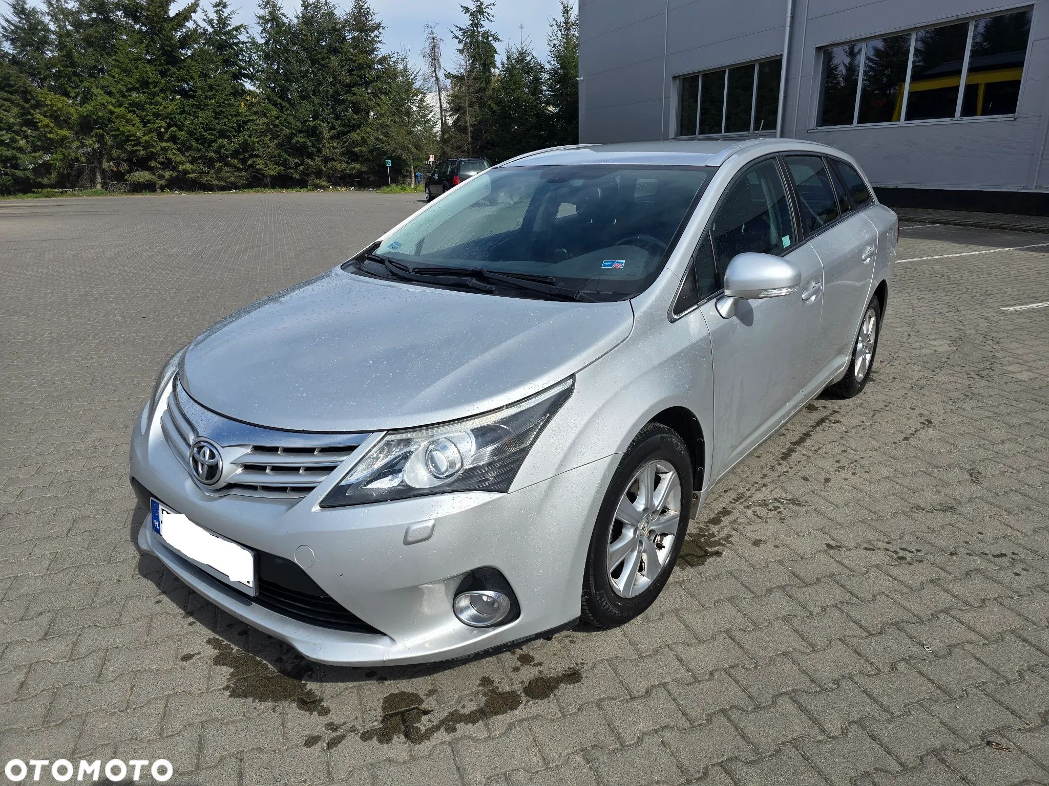 Toyota Avensis 2.0 D-4D Premium - 1