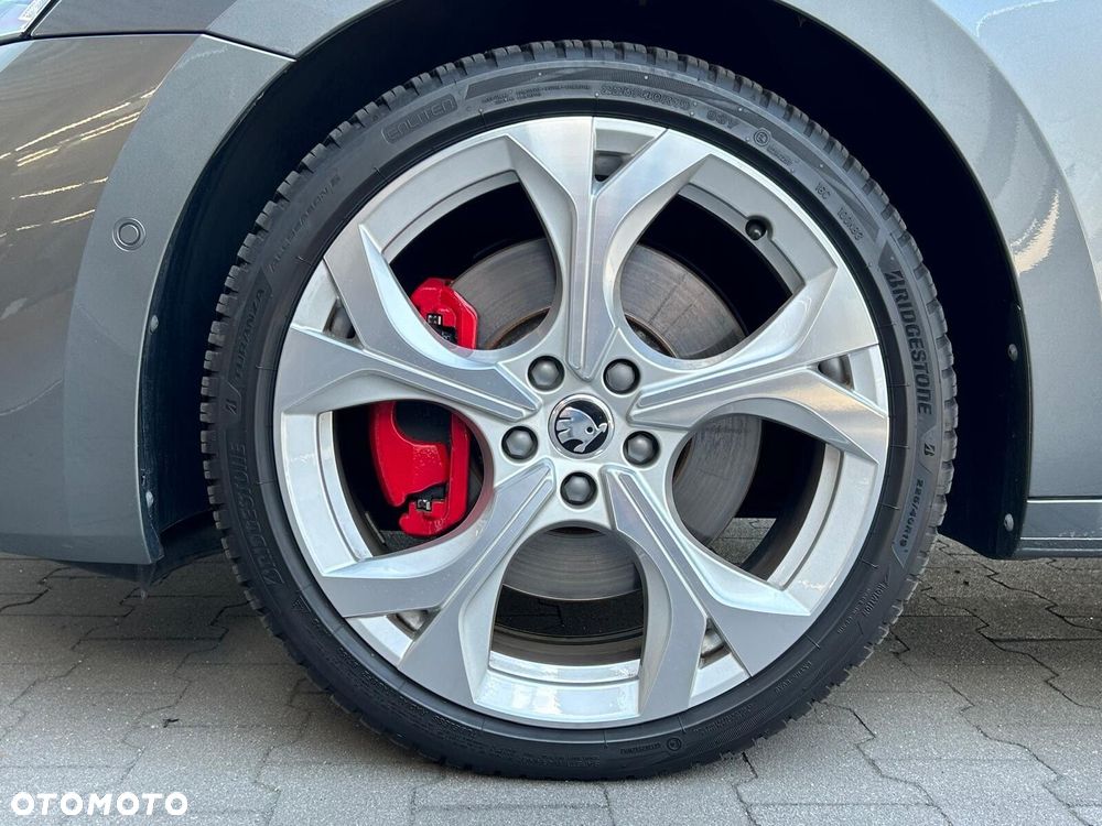 Skoda Octavia 2.0 TSI RS DSG - 41