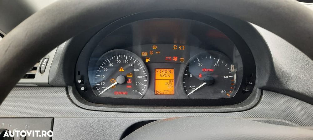 Mercedes-Benz Vito - 8