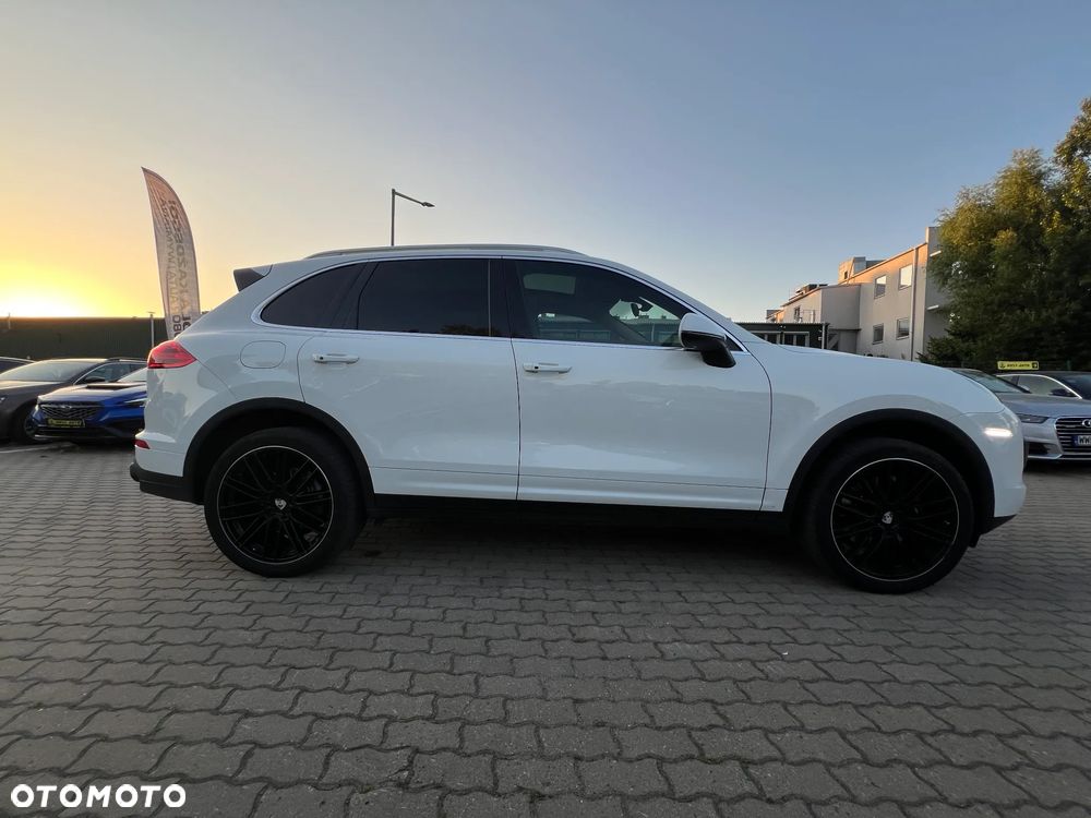 Porsche Cayenne - 10