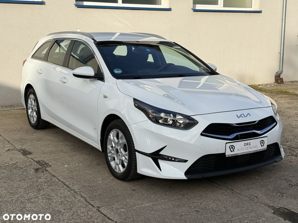 Kia Ceed - 1