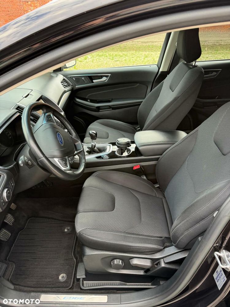 Ford Edge - 4